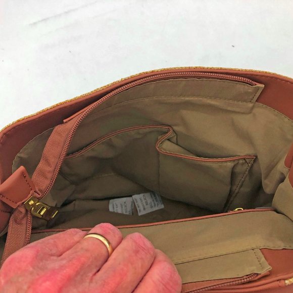 Jen & Co. Avani Backpack Vegan Leather Woven Fabric 11.5x12x4.5 inches - Picture 7 of 8